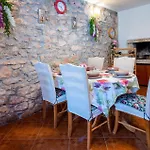Σπίτι διακοπών Two-bedroom In *