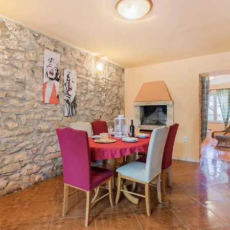 Holiday home Beautiful Home In Pula With Wifi Pula