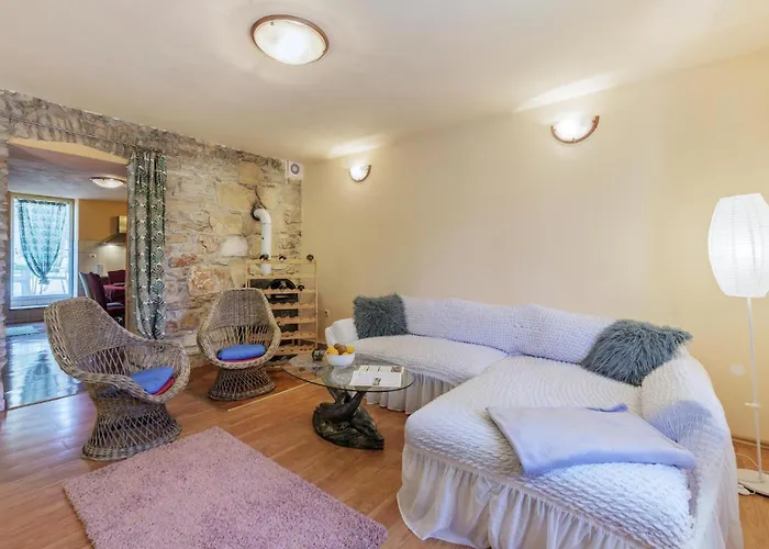 Two-Bedroom Holiday Home In Pula *