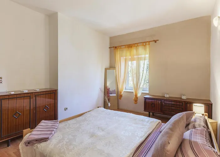 Two-Bedroom Holiday Home In Pula *